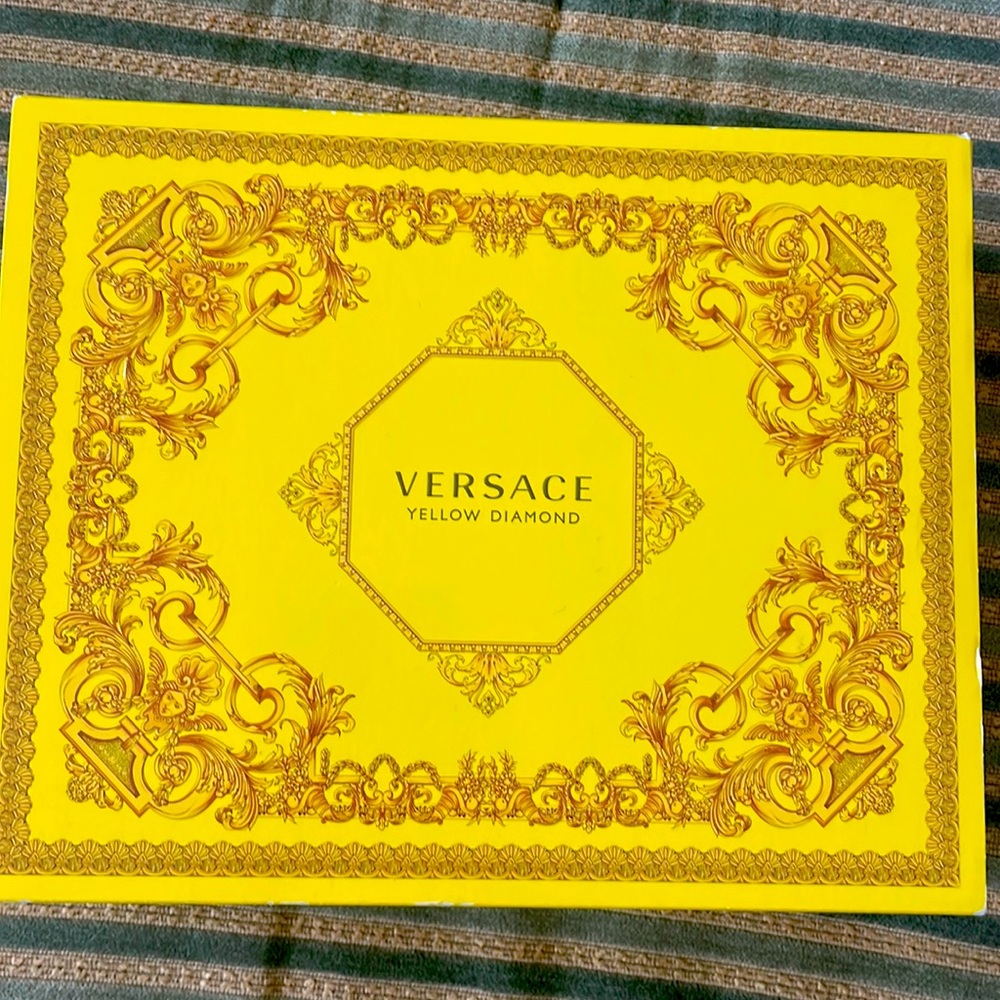 Set perfume